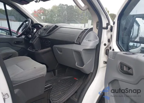 2015 Ford Transit-250 z USA, uszkodzony, nr VIN 1FTNR1ZM8FKA34479